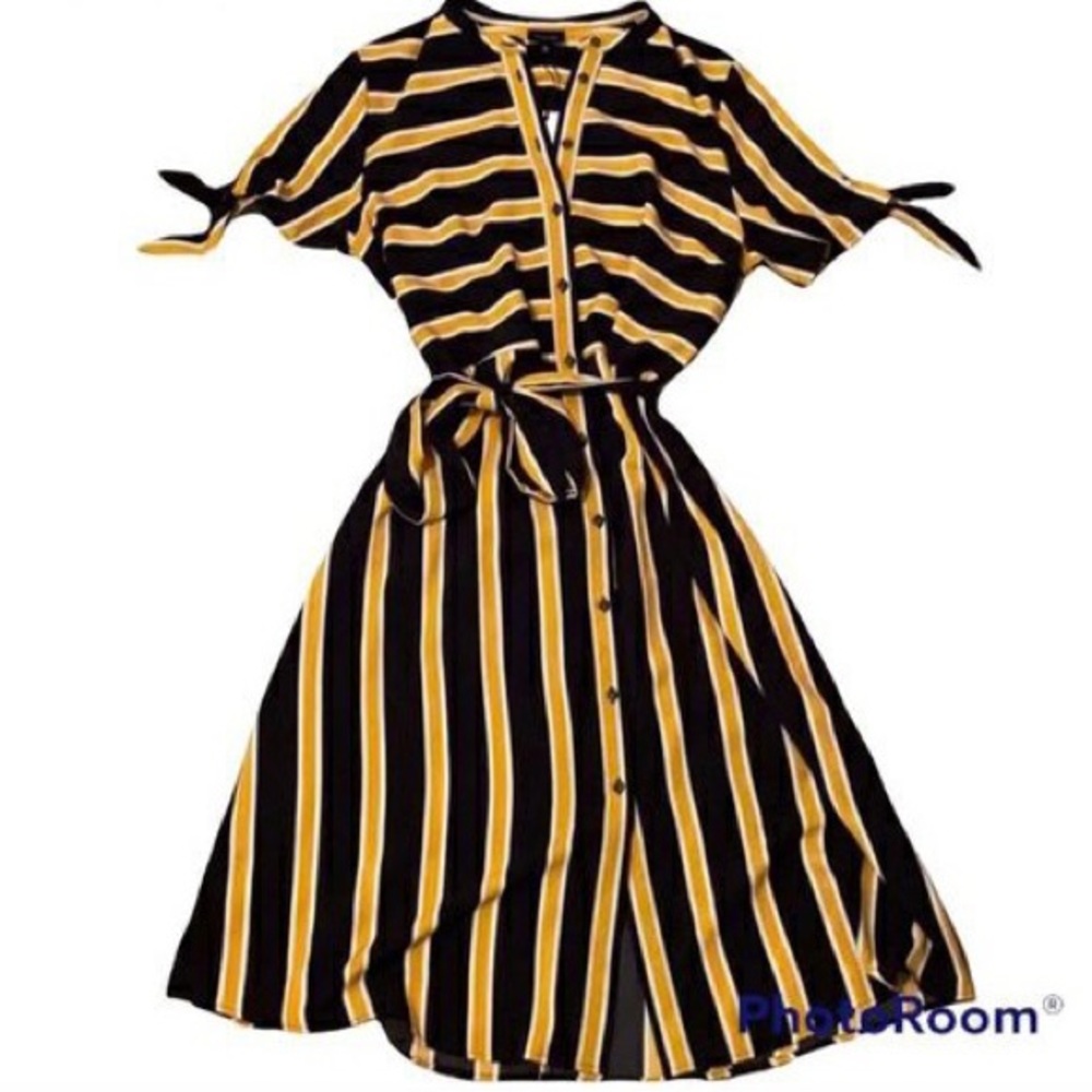 Who What Wear Yellow & Blur Striped Dress